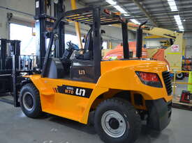 UN Forklift Truck 7T Heavy Duty, High Performance: Forklifts Australia - the Industry Leader! - picture1' - Click to enlarge