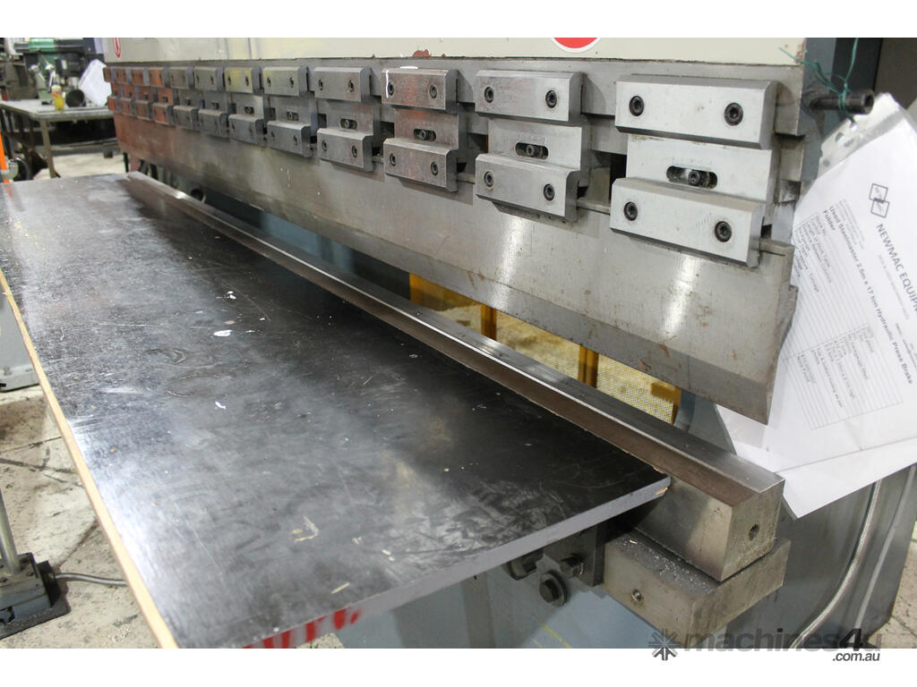 Used steelmaster 2 5m x 17 Tonne Press Brake in BAYSWATER NORTH, VIC