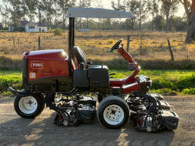 Toro 3550D Golf Greens mower Lawn Equipment - picture1' - Click to enlarge