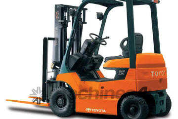 Toyota 7FB Forklift 1-3.5T Lift Capacity, 4-wheel