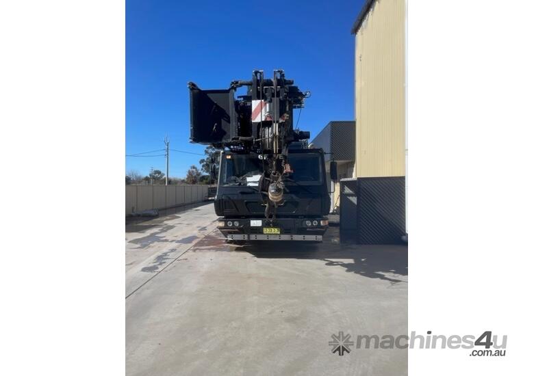 caption GLEASON CRANES 2004 GROVE GMK 3055 ALL TERRAIN CRANE