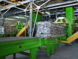 MACPRESSE MAC 112XL Baler with optional film wrapping station - picture0' - Click to enlarge