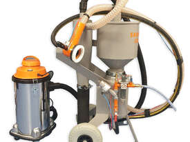 Dustless Mobile Sandblasting Machine - picture0' - Click to enlarge