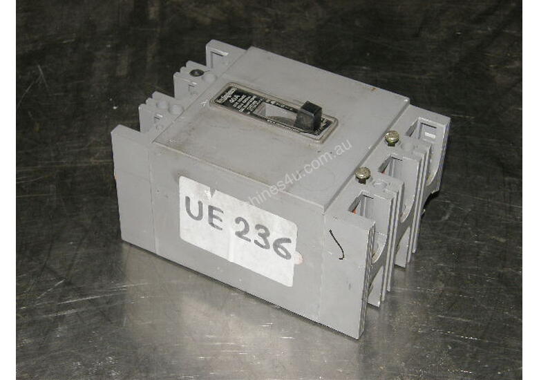 caption Westinghouse CS2130N Circuit Breakers.