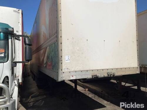 2004 Custom Tandem Axle Pantech Trailer