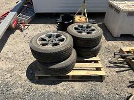 4 x 235 60 R 17 102H Rims and Tyres - picture0' - Click to enlarge