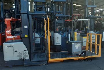 ACTIVE FORKLIFTS - Crown SP3500 Order picker for sale With furniture platform 7010mm lift 36 Volt