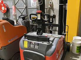 Forkforce Electric Pallet Truck - picture1' - Click to enlarge