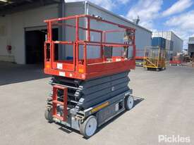 2013 Skyjack SJ1114632 Scissor Lift (Electric) - picture1' - Click to enlarge