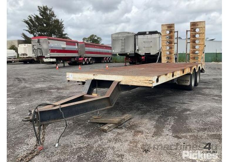 Buy Used 2008 j.p.trailers 2008 JP Trailers Beaver Tail Tandem Axle ...