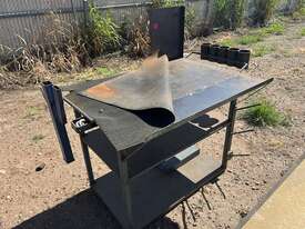 Steel Workbench - picture0' - Click to enlarge