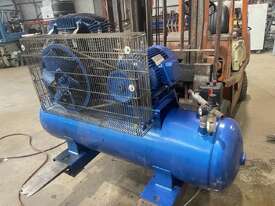 Air Compressor Model-Pilot- 3 Phase - picture2' - Click to enlarge