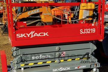 BRAND   19ft Skyjack Scissor Lift