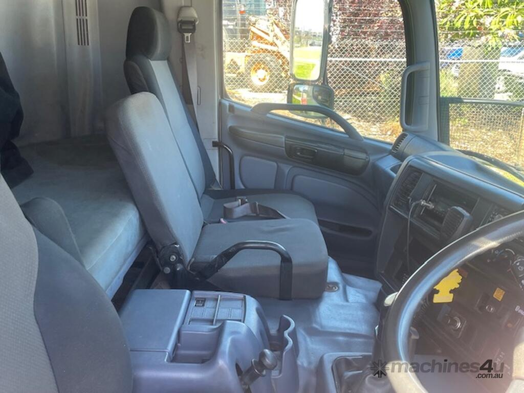 Buy Used 2008 Hino Crane Truck Crane Borer Truck in MALAGA, WA