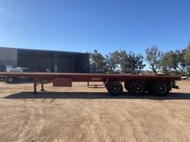 1998 Barker Heavy Duty Tri Axle 45ft Tri Axle Flat Top Lead Trailer - picture2' - Click to enlarge