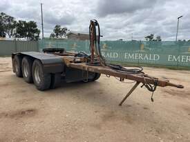 2005 HAULMARK TRI-AXLE DOLLY  - picture0' - Click to enlarge