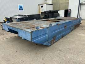 Unbranded Flat Top Steel Barge - picture1' - Click to enlarge