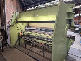 Press brake 120 tonne - picture1' - Click to enlarge