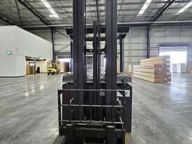 2019 Toyota high reach forklift  - picture2' - Click to enlarge