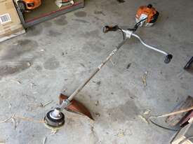 Stihl FS240 Brushcutter - picture0' - Click to enlarge