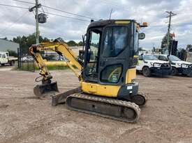 2011 Komatsu PC30MR-3 Excavator (Rubber Tracked) - picture1' - Click to enlarge