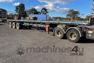 Trailer Flat Top Tipper 45ft Maxitrans Tip over axle Air bags Lead 3 way twist locks SN1623 Trailer Flat Top Tipper 45ft Maxitrans Tip over axle Air bags Lead 3 way twist locks SN1623