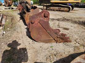 Excavator Bucket - picture0' - Click to enlarge