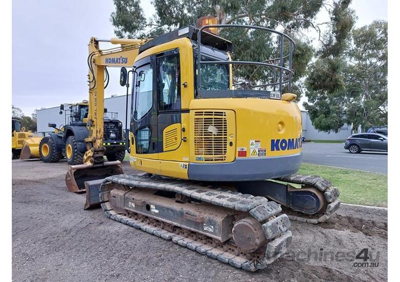caption 2017 KOMATSU PC138US-8 Excavator