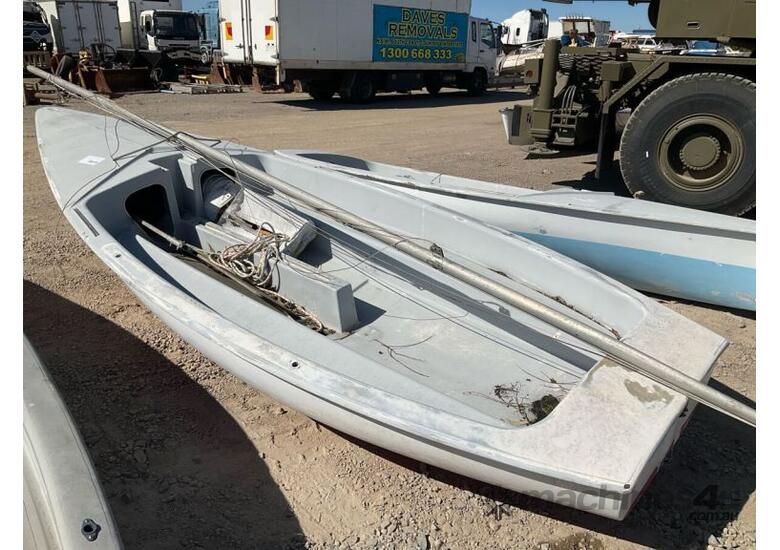 caption Unbranded Fibreglass Sail Boat