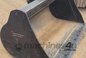 1500mm 8-9T Impact Mud Bucket