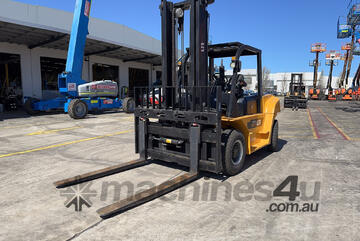 Brand   UN 7T Diesel Heavy Duty Forklift
