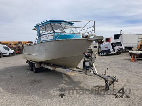 caption Preston Craft Aluminium Half Cabin Fishing Boat