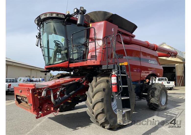 caption Case IH 7240 Axial Flow