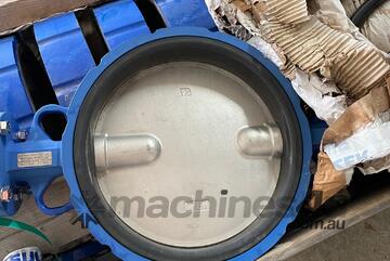 DN300 Wafer Style Butterfly Valve for Wastewater/Sewage, Includes Gearbox and Handwheel