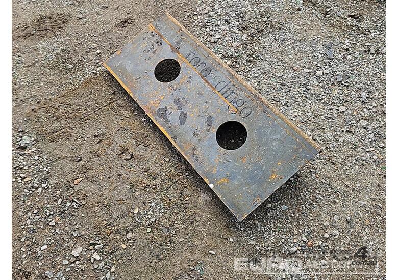 caption Unused Captok Dingo Mounting Plate to suit Mini Skidsteer Loader
