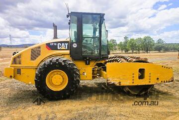 Caterpillar 2014   CP76