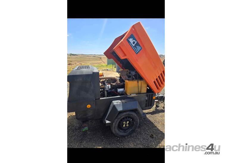 Doosan 7/41 140cfm Diesel Air Compressor 