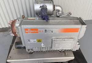 Vacuum Pump Busch Model RA 302 D MCAI Motor 5.5 Kw Vacuum Pump Busch Model RA 302 D MCAI Motor 5.5 Kw