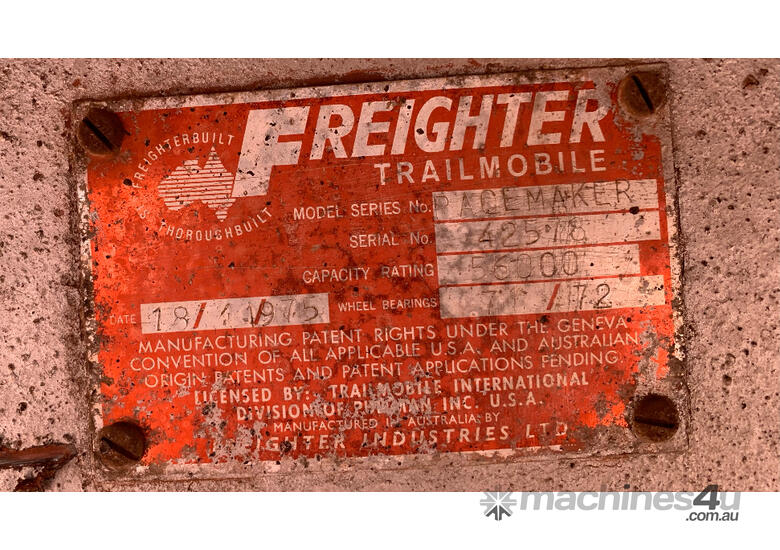 caption 1975 Freighter Pacemaker 40ft Flat Top Trailer