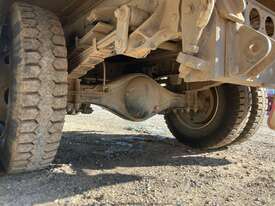 1999 Isuzu NPR 400 Tipper - picture1' - Click to enlarge