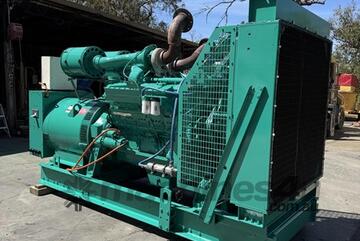 Cummins 450KVA   GENERATOR