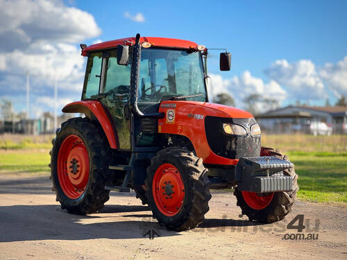 Kubota M108 FWA/4WD Tractor