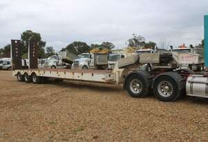 2008 Lusty Tri Axle Low Loader