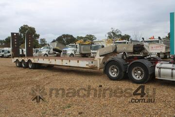 2008 Lusty Tri Axle Low Loader