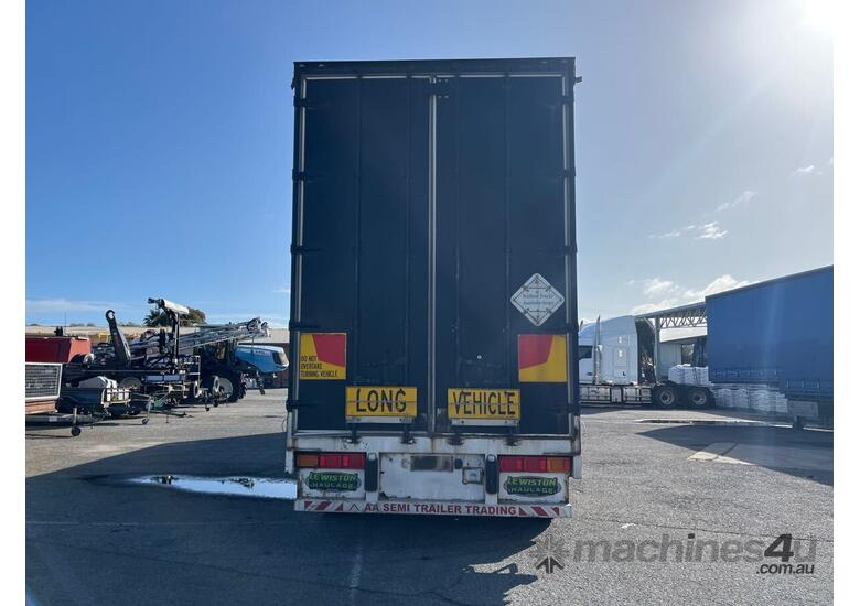 caption 2004 Vawdrey VB S3 Curtainside Drop Deck B Trailer
