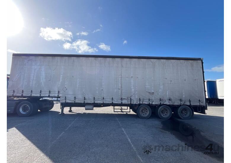 caption 2004 Vawdrey VB S3 Curtainside Drop Deck B Trailer