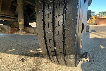 2008 Hino 300 816 Vacuum Truck