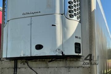 2006 REFRIGERATED TRI-AXLE TRAILER