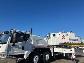 2025 Zoomlion ZTC400V 40Ton Truck Crane - picture2' - Click to enlarge