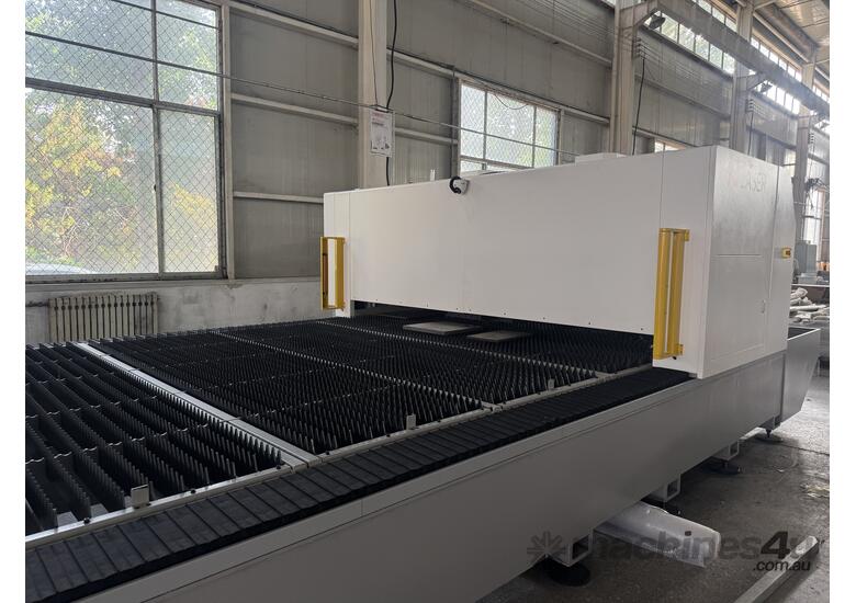 Large Format Fiber Laser 3.1m x 12.0m 12kW Plate Cutting Machine JQ LASER HE Series